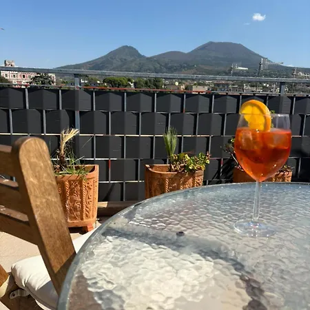 Pensión Mama Vesuvius 3*